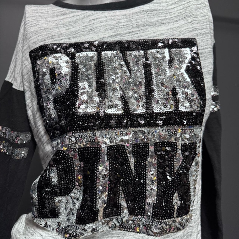 PINK Victoria’s Secret Vintage Y2K Sequin Black/Grey Long-Sleeve Top - Picture 2 of 4